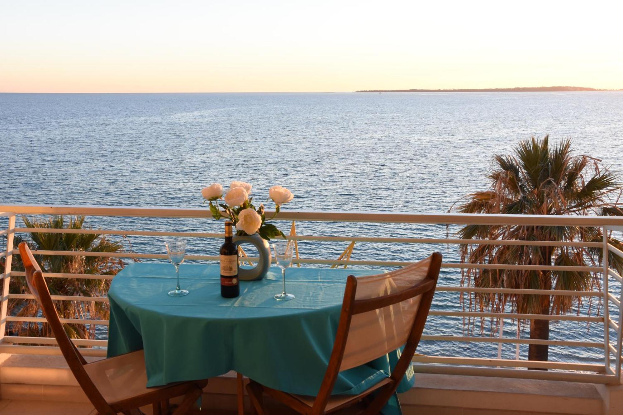 Residence Le Soleil جوان ليه باه المظهر الخارجي الصورة